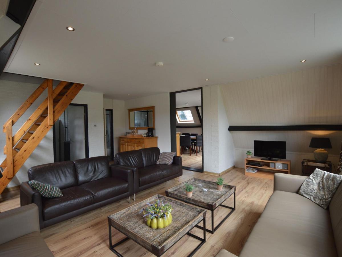 Holiday Home With Large Terrace Stramproy Exterior photo